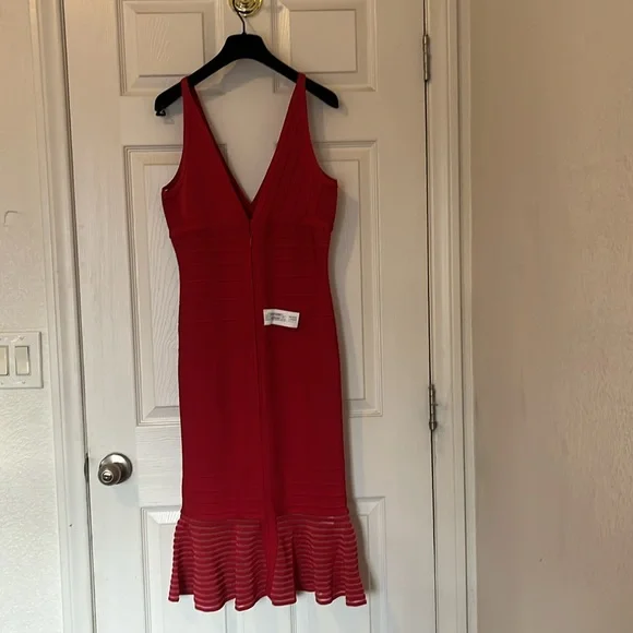 NWT $1690 Herve Leger Fluted Metallic-Trimmed Bandage Midi Dress size M - Picture 12 of 17